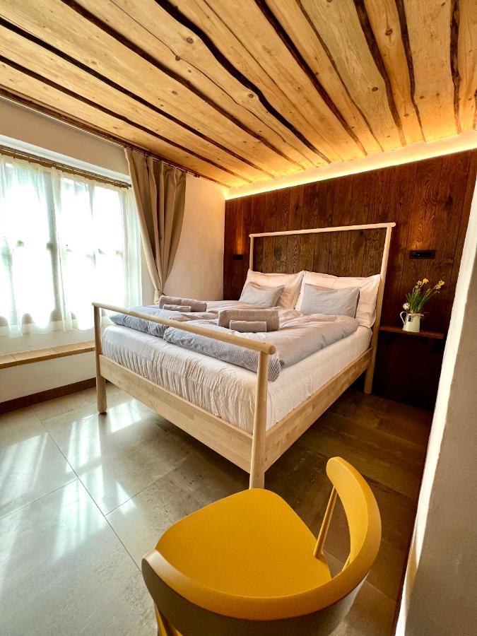 Hotel Na Golfu Kestrany Esterno foto